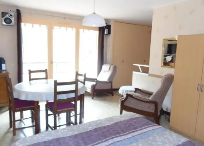 Confortable Avec Balcon, Proche Des Thermes Et Centre-ville, Idéal Pour 2 Personnes Avec Wifi - Fr-1-703-90 Appartamento